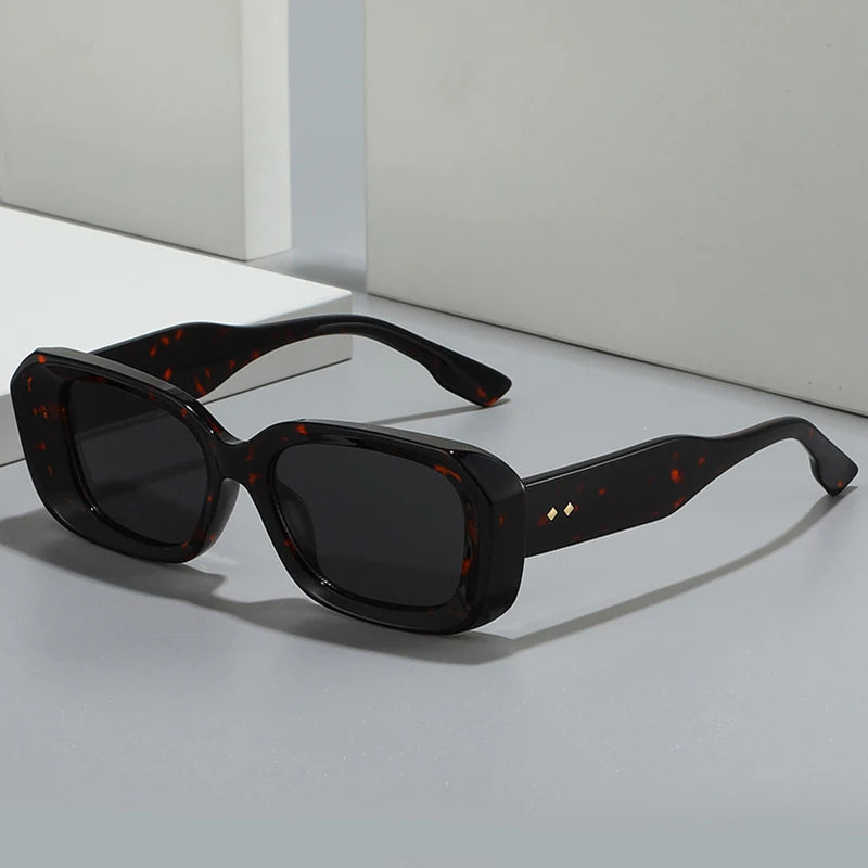 SHAUNA Retro Square Sunglasses Women Fashion Rivets Gradient Shades UV400 Men Green Pink Sun Glasses